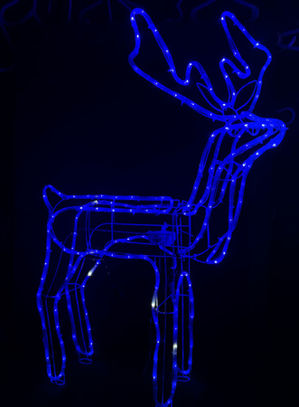 RENIFER LED Z RUCHOMĄ GŁOWĄ XXL 115 cm NIEBIESKI + BIAŁY FLASH